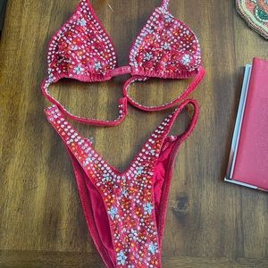 Figure competition suit.